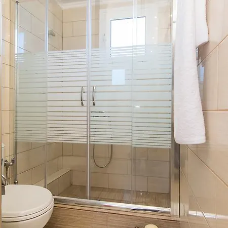 Ferienhaus Yakinthi